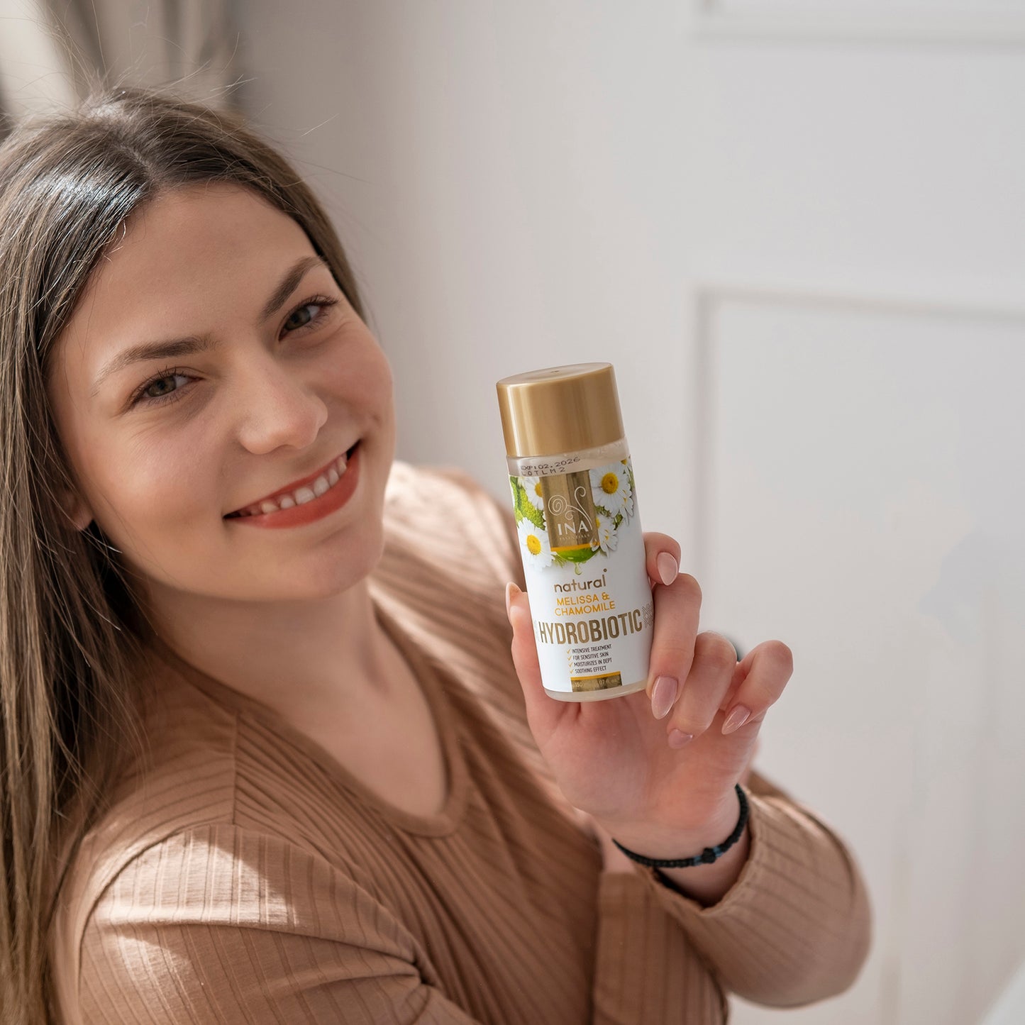 Hydrobiotic - Kamilica, Matičnjak i Aloe Vera - intenzivna umirujuća nega za Osetljivu kožu